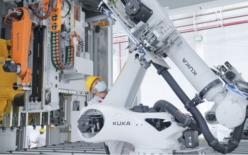 恒大造车崛起,特斯拉地位不保 中美新能源汽车的巅峰对决